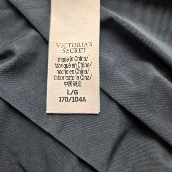 Victorias Secret Metallic Mesh V‎ Neck Cami Tank Top Womens L Silver Glamorous - Picture 3 of 11